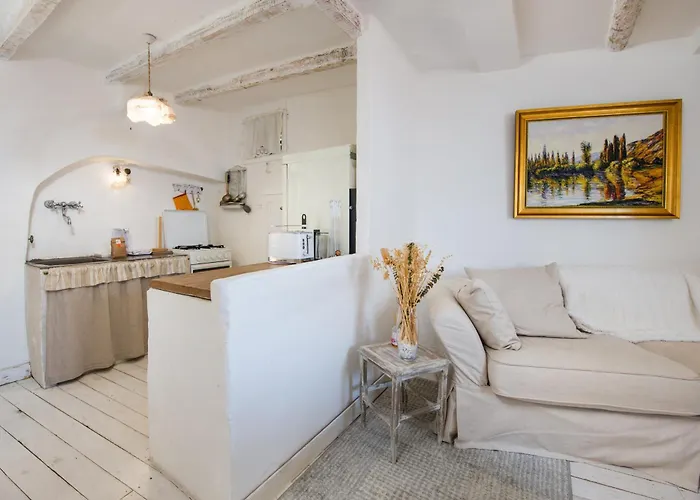 Apartment Au Vieux Chateau, Atypique Vue