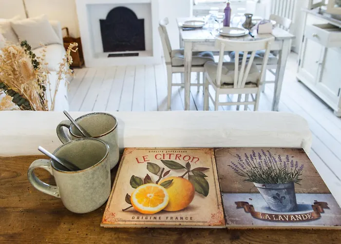 Au Vieux Chateau, Atypique Vue 아파트 멍똥